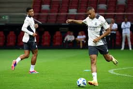 往往显得微 往往显得微